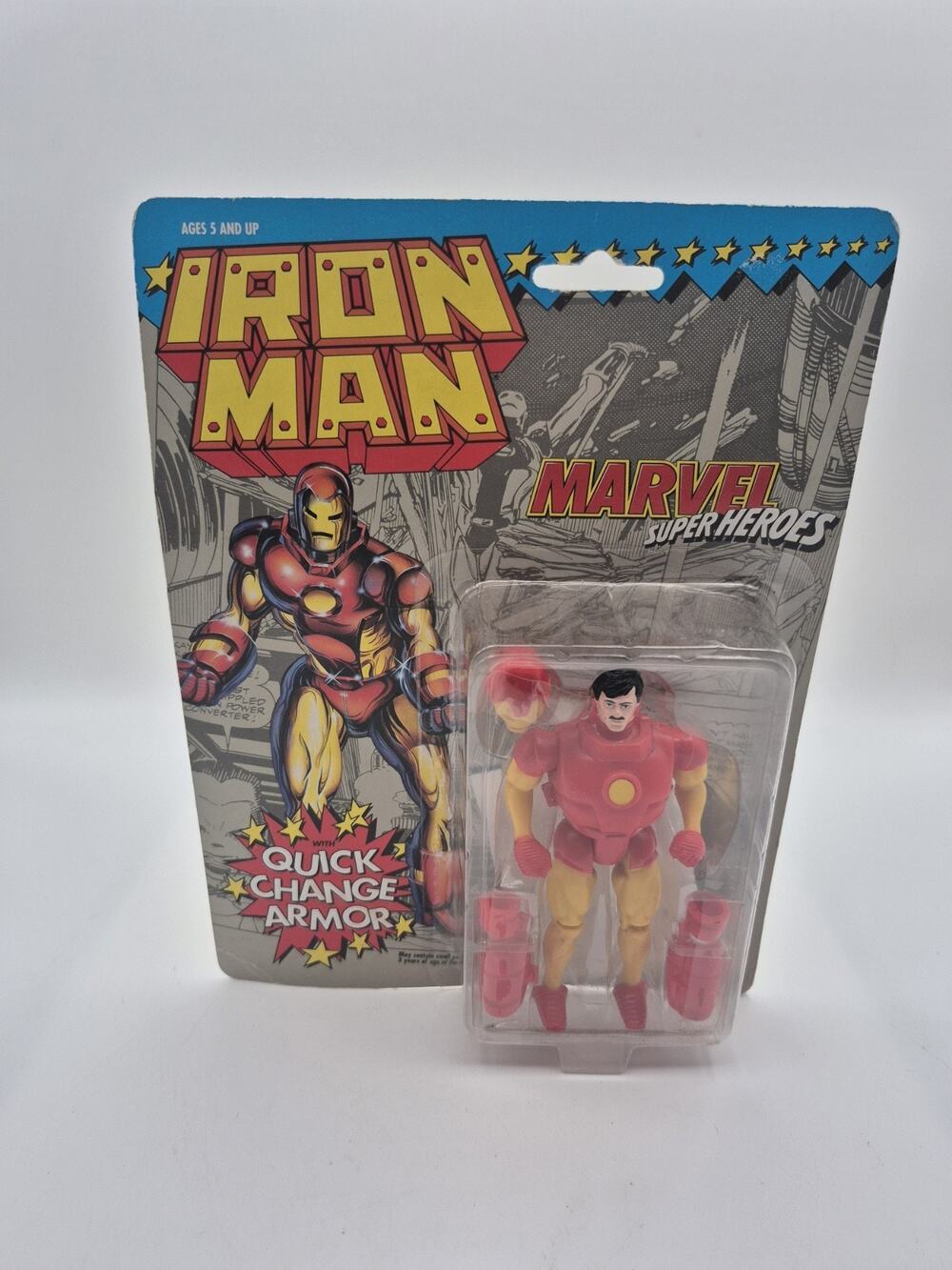 Vintage Marvel ToyBiz Iron Man with Quick Change Armor Action Figure 1991 NEW
